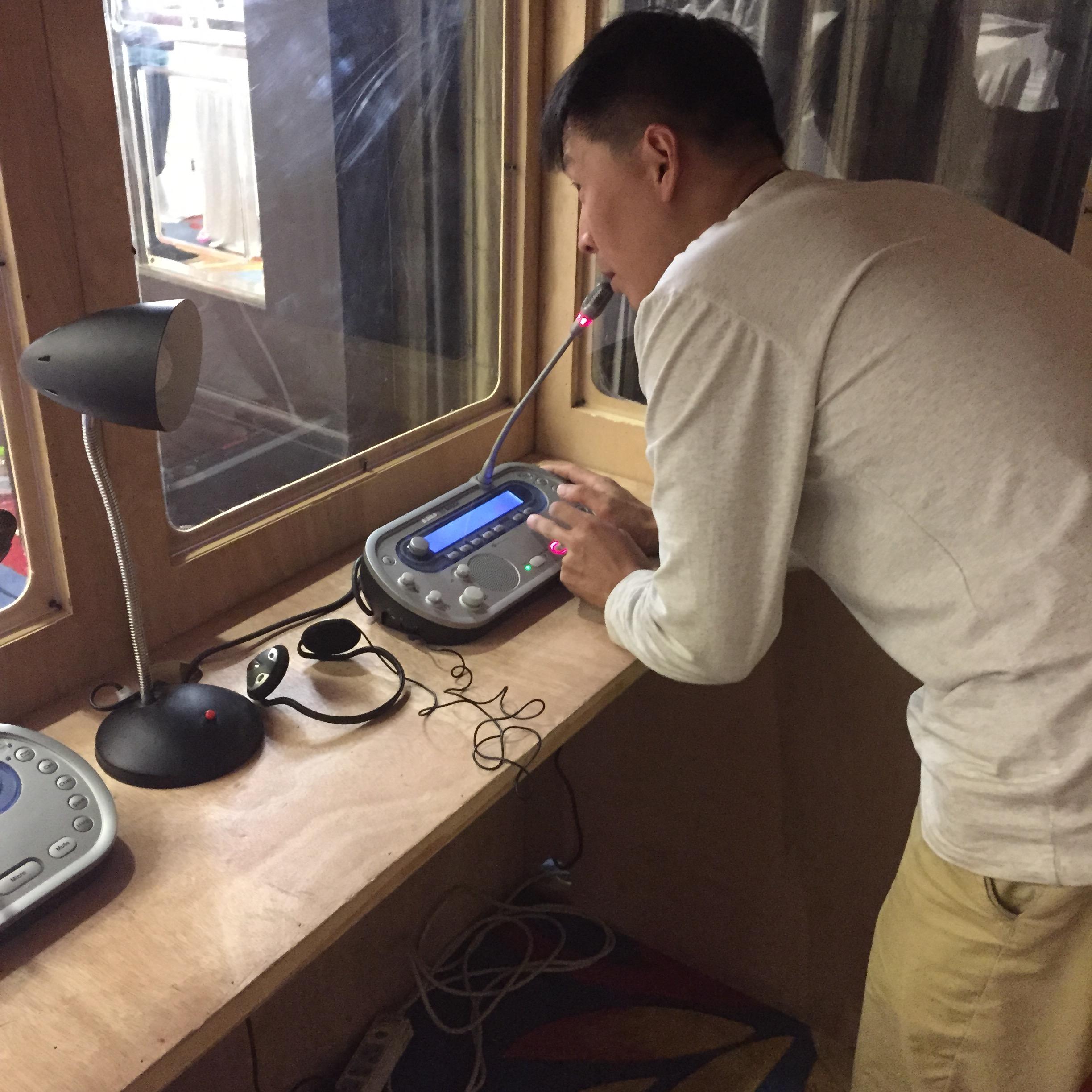 專業的英語同聲傳譯收費是多少?按什么收費_尚語翻譯 專業的英語同聲傳譯收費是多少?按什么收費_尚語翻譯